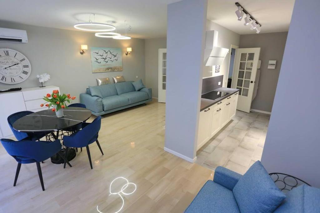Luxe Gambetta - Sea View Apartment Ница Екстериор снимка