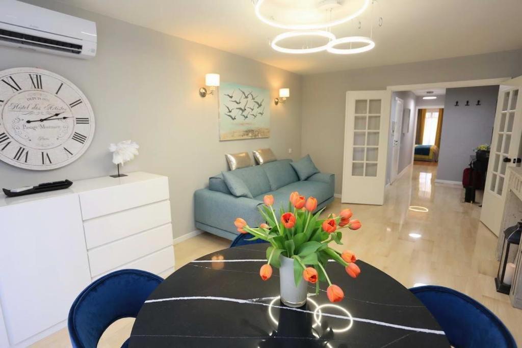 Luxe Gambetta - Sea View Apartment Ница Екстериор снимка